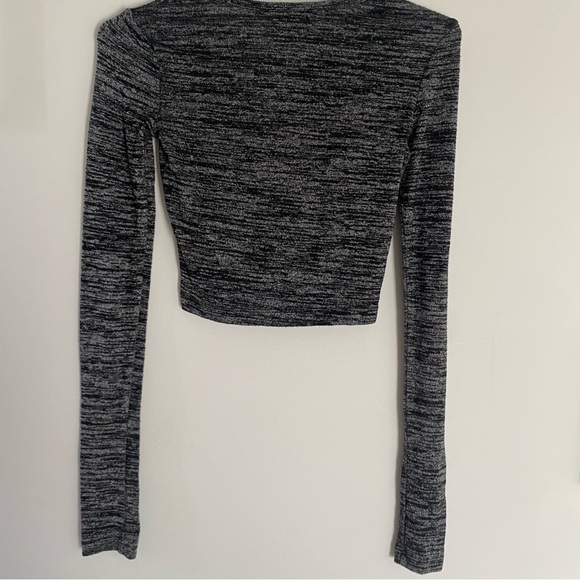 GUC Wilfred top - Picture 2 of 4